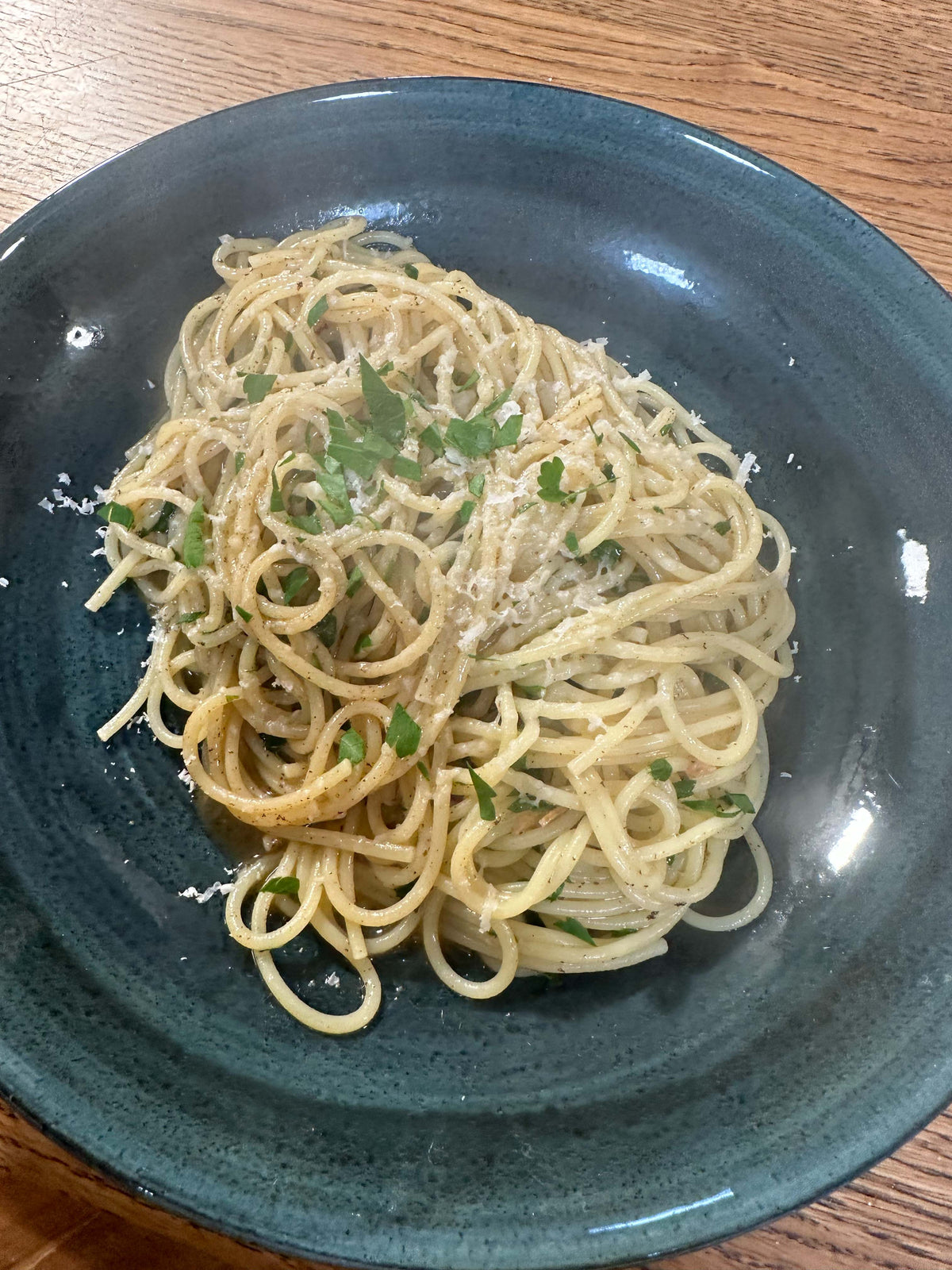 Spaghetti Aglio Olio mit Nussbutter