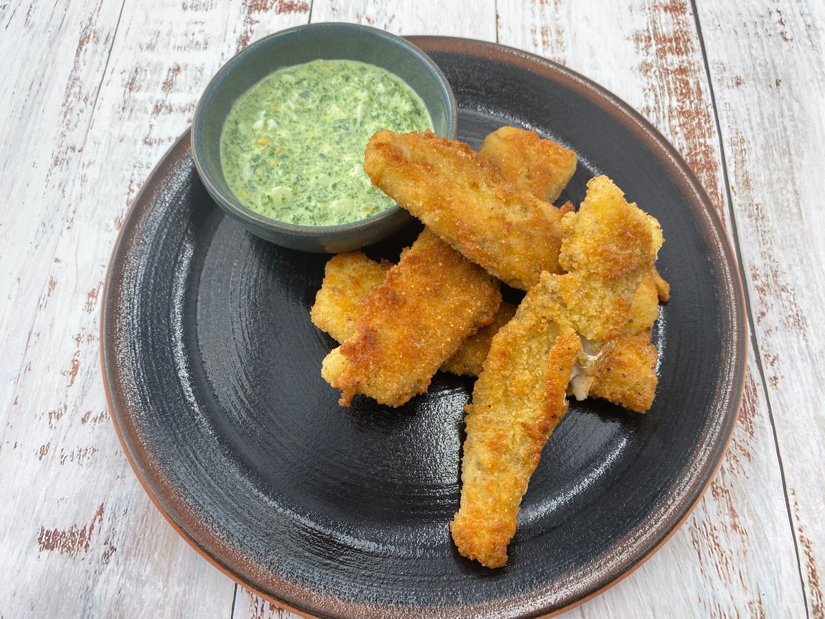Knusprige Fischstäbchen mit Frankfurter Grüner Sauce