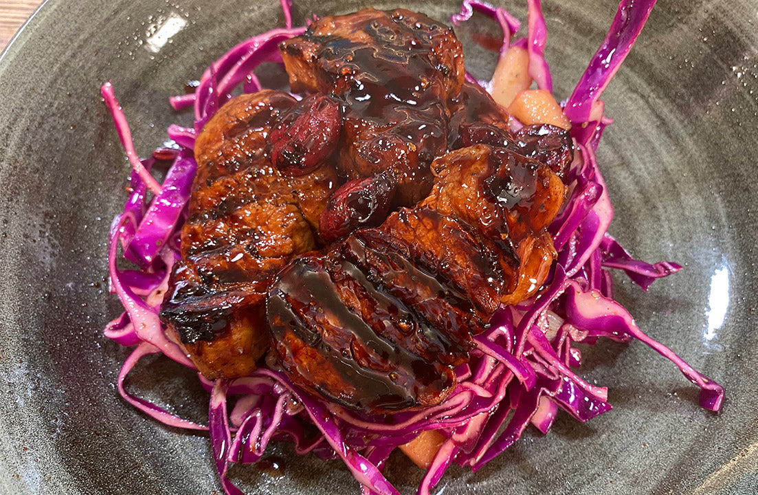 Teriyaki vom Schweinefilet mit rotem Spitzkohlsalat