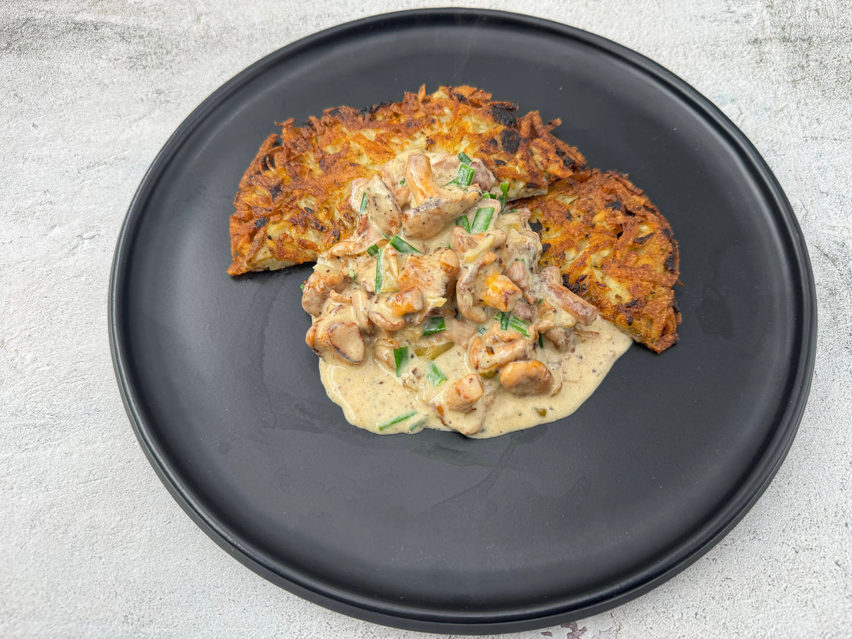 Kartoffelrösti mit Pfifferlingen à la Crème