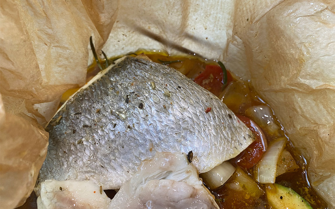 Doradenfilet in der Tüte gegart