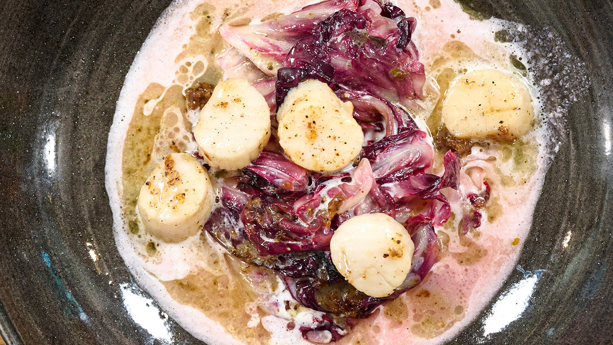 Jakobsmuscheln mit Radicchio à la crème