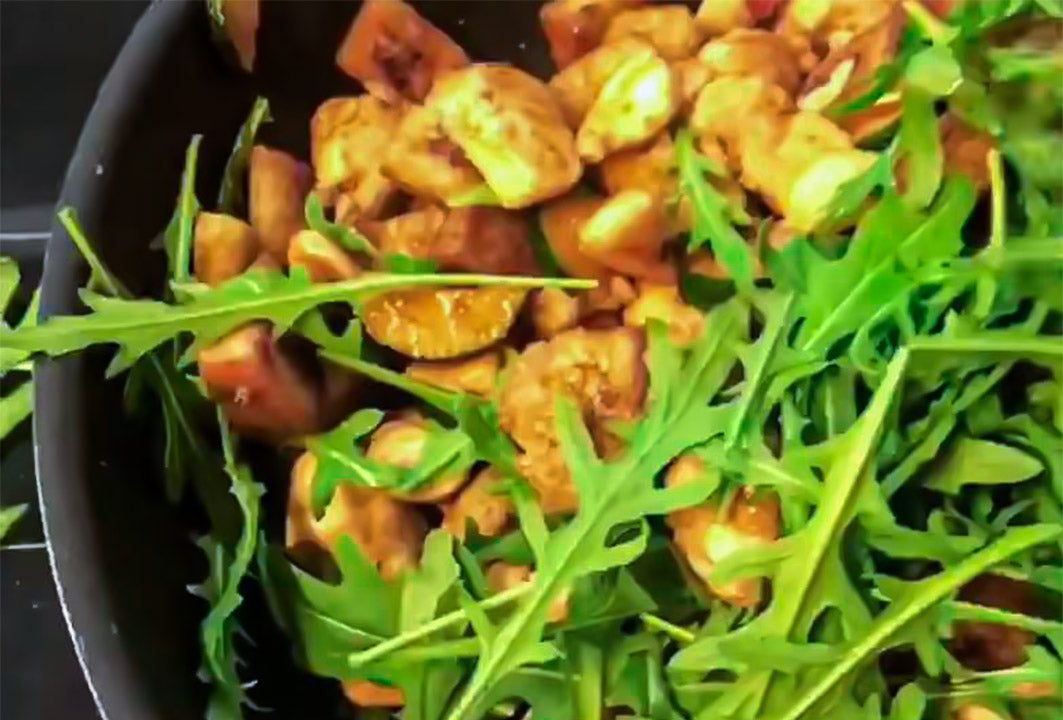 Hähnchen-Pfannen-Rezept mit Brot