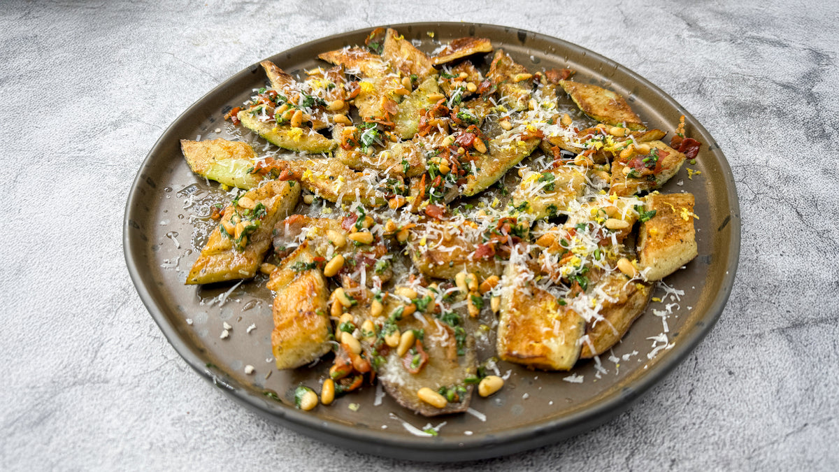 Knusprig gebratene Aubergine und Zucchini