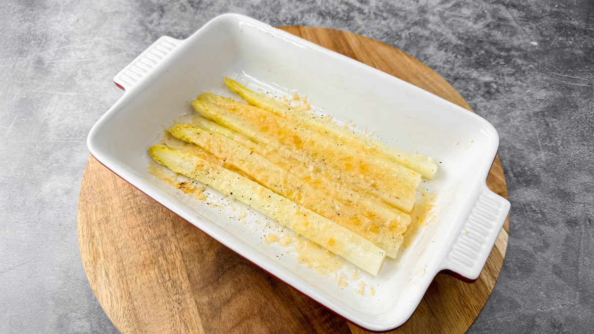 Gratinierter Spargel à la Tim Raue mit Parmesan und Zitrone