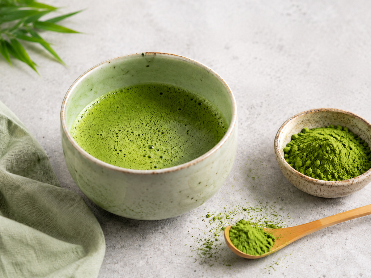 Was ist Matcha? Wirkung, Geschmack und Zubereitung einfach erklärt